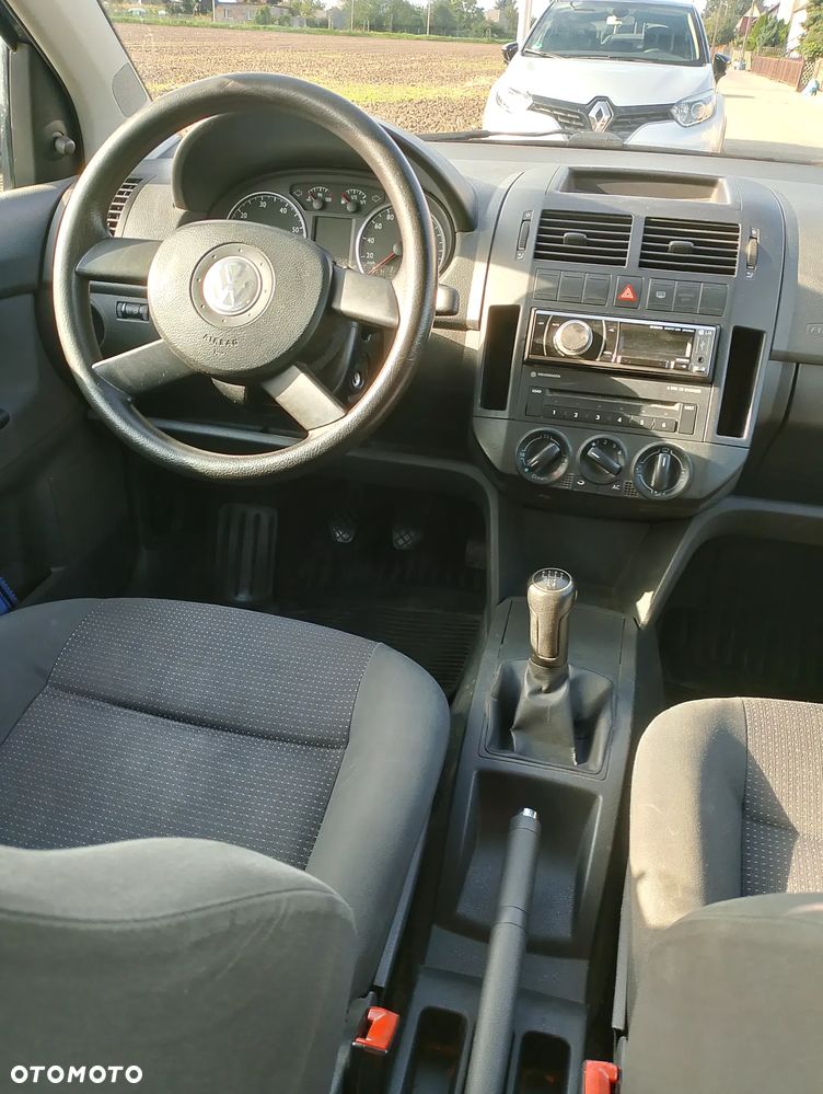 Volkswagen Polo - 5