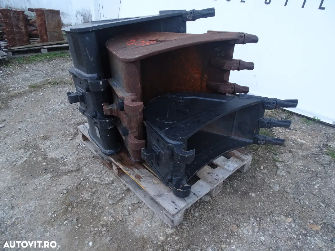 Cupe miniexcavator model Klac - 8