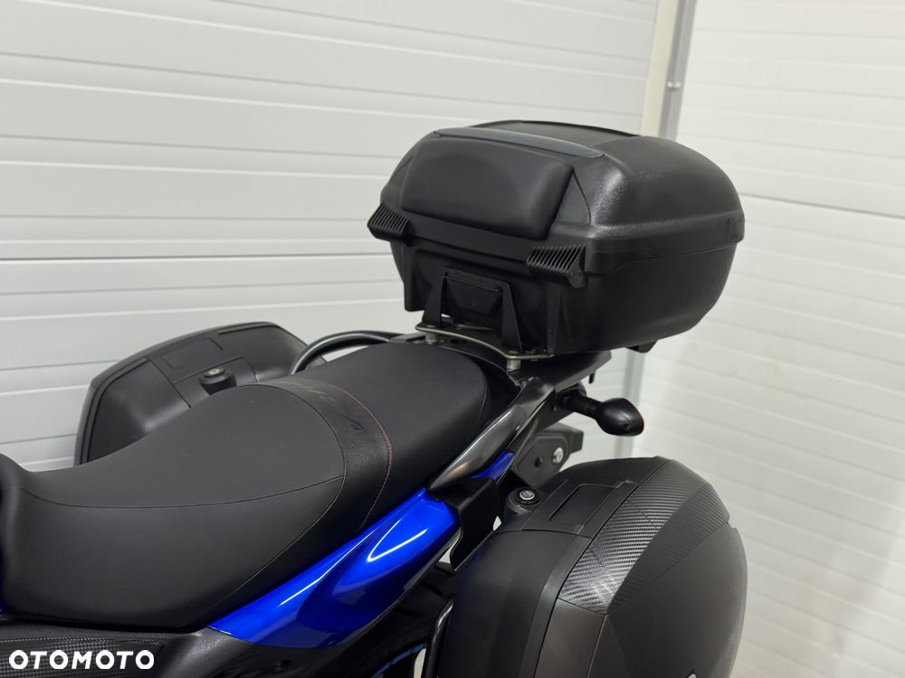 Suzuki V-STROM - 21
