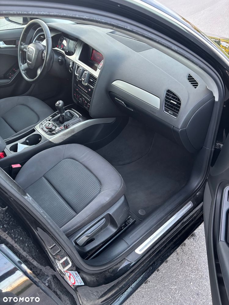 Audi A4 Avant - 15