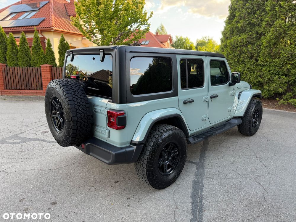 Jeep Wrangler - 16