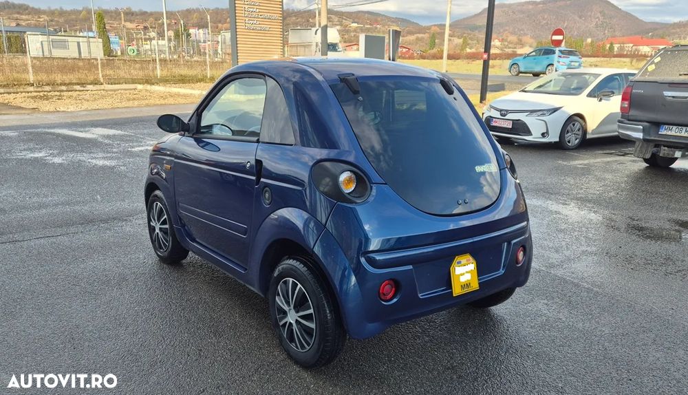 Microcar Due - 4
