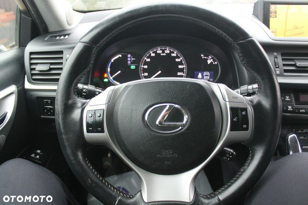 Lexus CT - 14