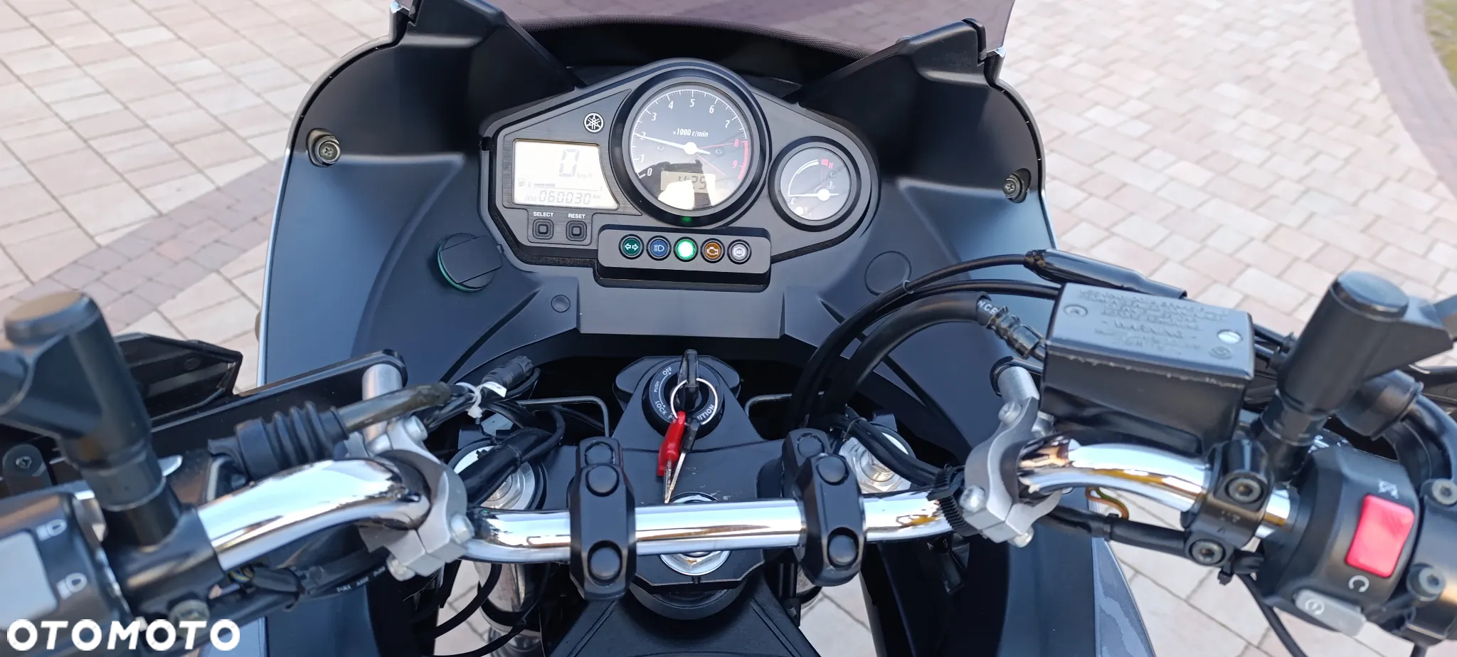 Yamaha TDM - 12