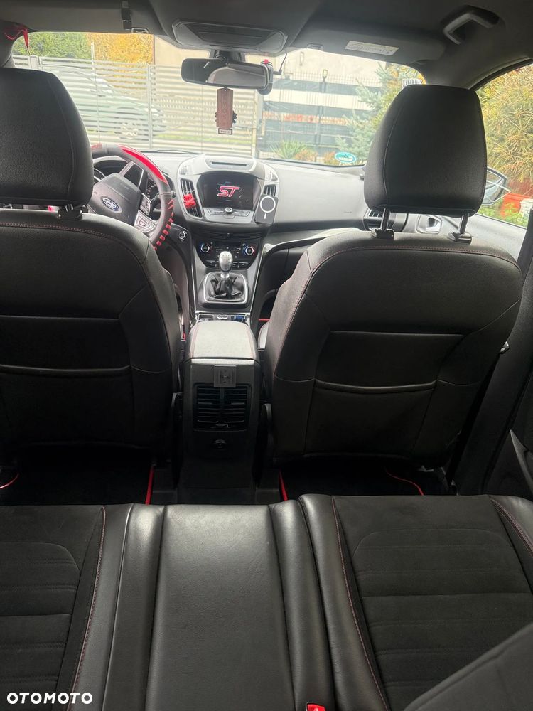 Ford Kuga - 17