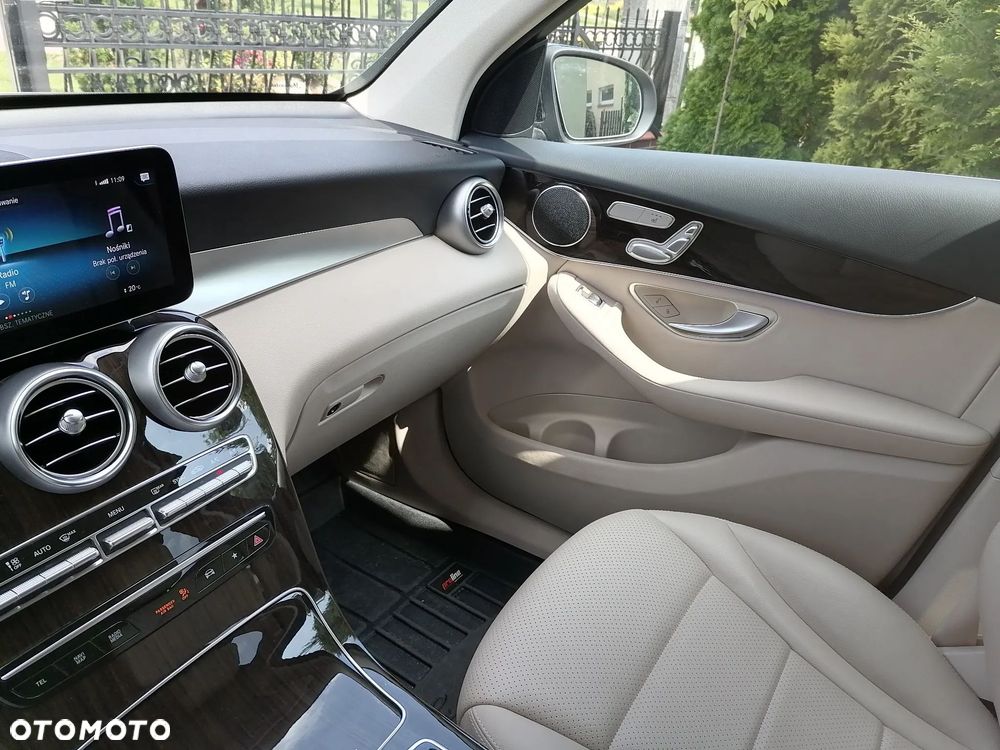 Mercedes-Benz GLC 300 4-Matic - 11