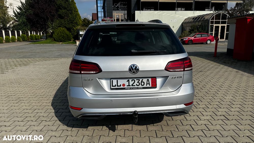 Volkswagen Golf 2.0 TDI Sound - 11
