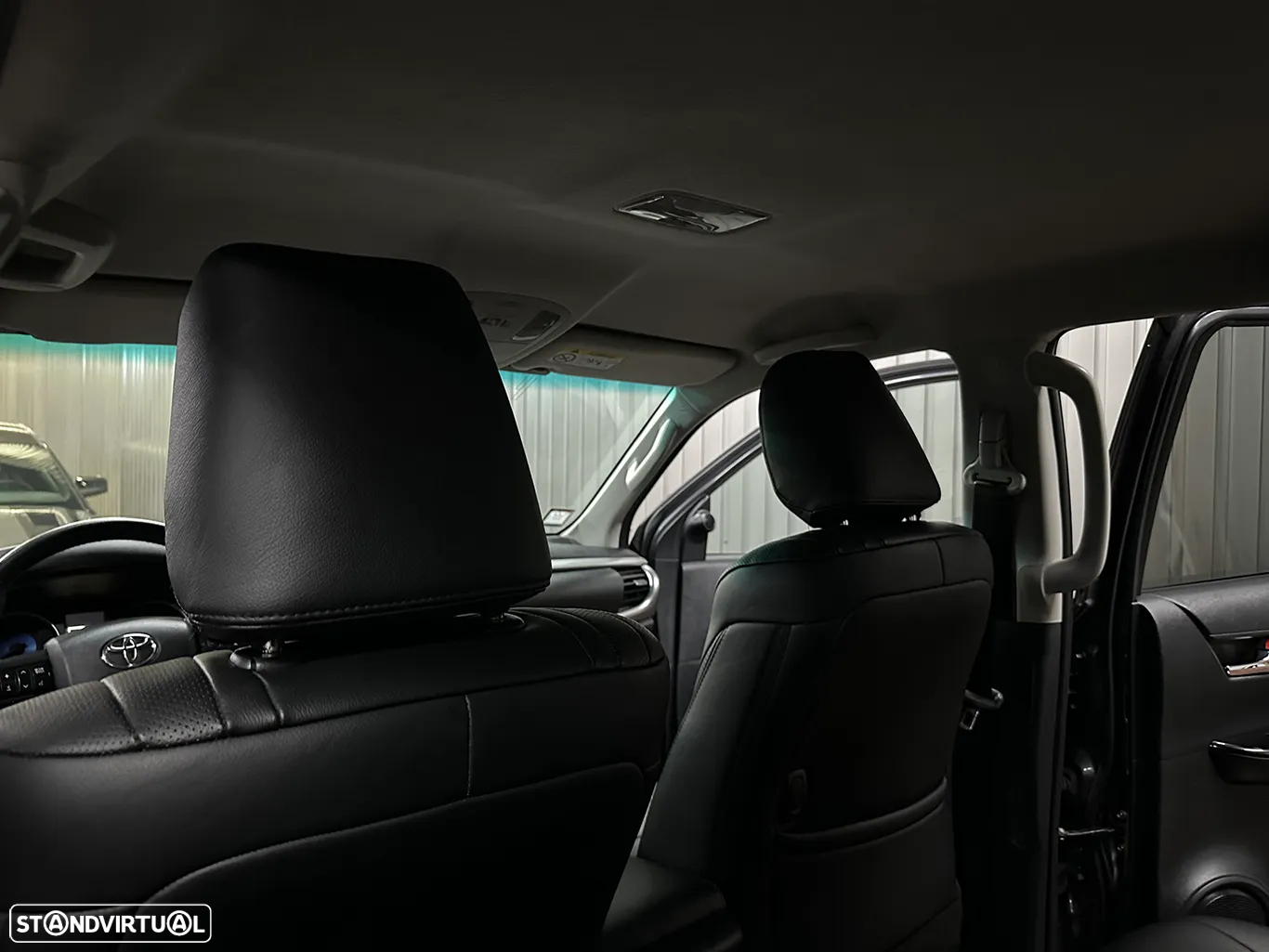 Toyota Hilux 2.4 D-4D 2WD CD Tracker - 20