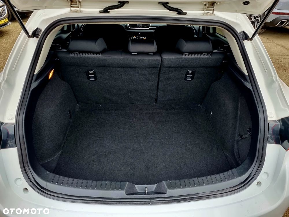 Mazda 3 2.0 Skyenergy - 12