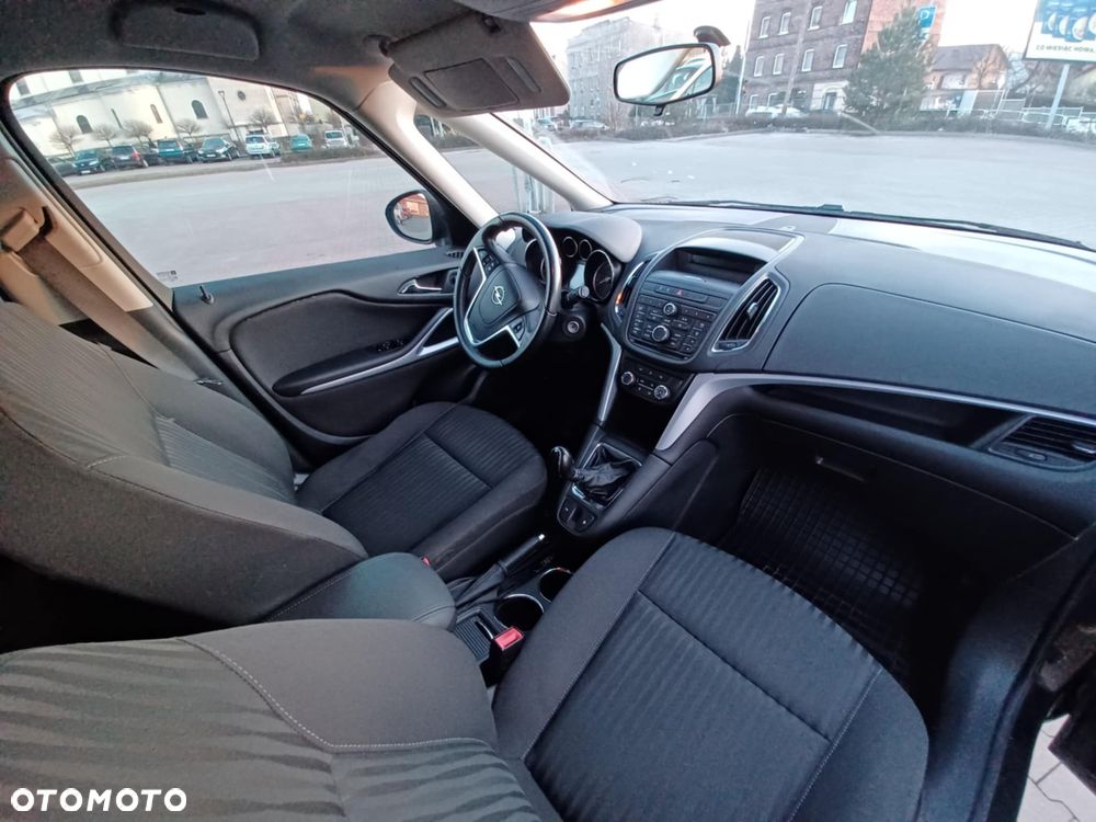 Opel Zafira Tourer 2.0 CDTI Edition - 23