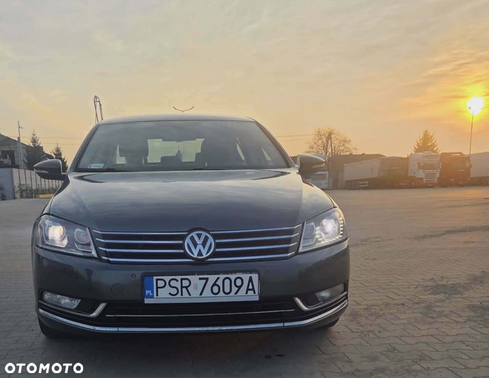 Volkswagen Passat 2.0 TDI Comfortline - 15