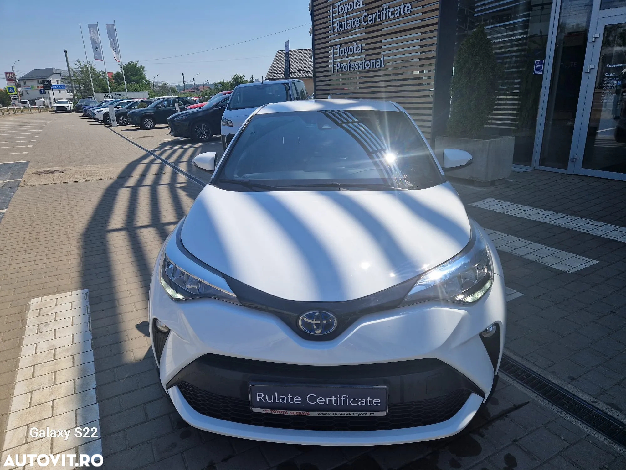 Toyota C-HR 1.8 HSD 4x2 CVT C-enter - 2