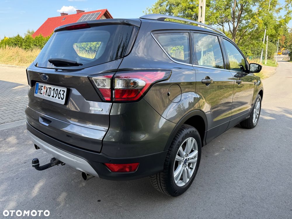 Ford Kuga - 11