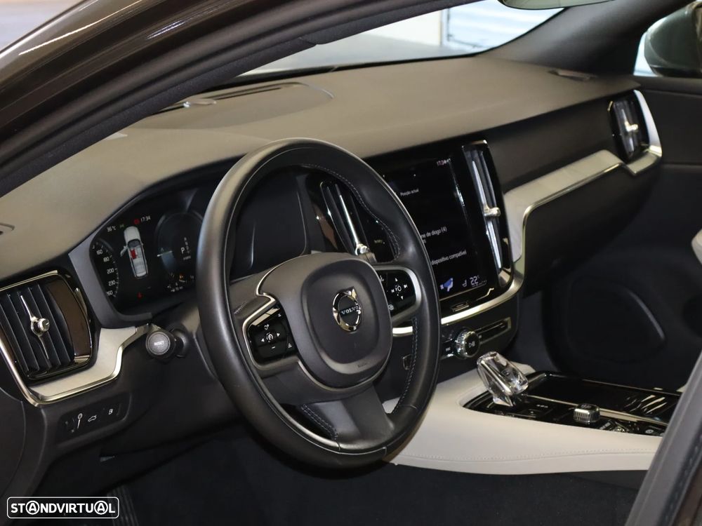 Volvo V60 2.0 T6 AWD TE Inscription - 23