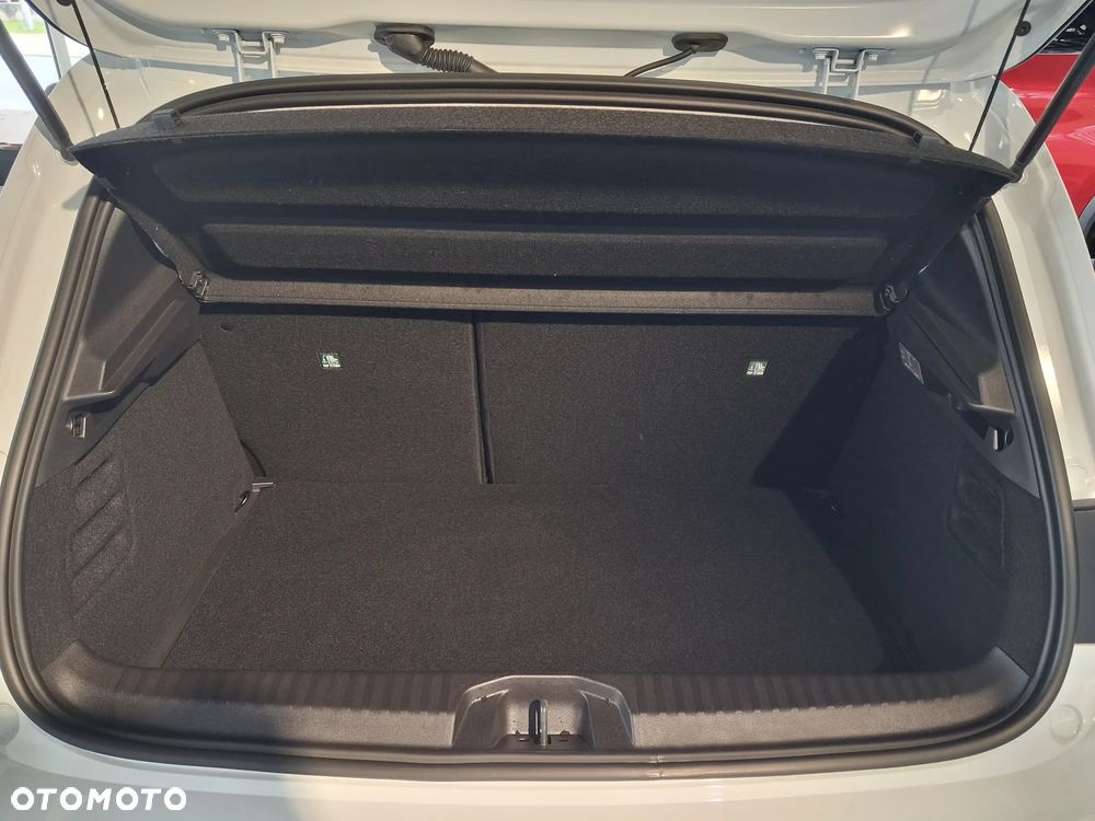 Mitsubishi Colt 1.0T Invite - 9