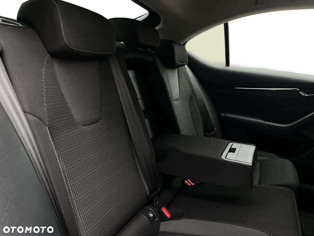 Skoda Octavia 2.0 TDI Ambition - 34