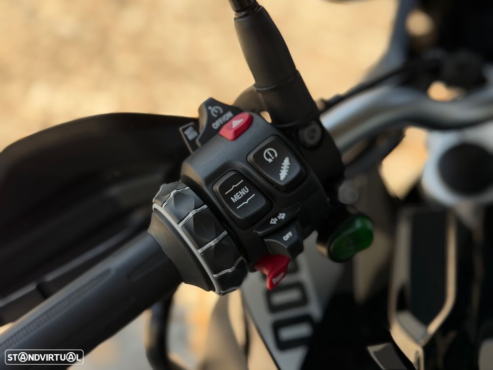 BMW F 800 GS Triple Black - 13