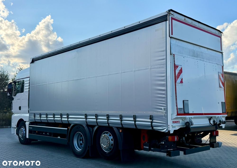MAN TGX 26.420 / FIRANKA / WINDA / 18 EUROPALET / 410 TYŚ KM / 6x2 / OŚ SKRĘTNA / OŚ PODNOSZONA / 2019 ROK / AUTOMAT - 3