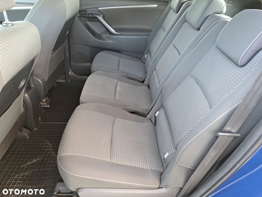 Toyota Verso - 35