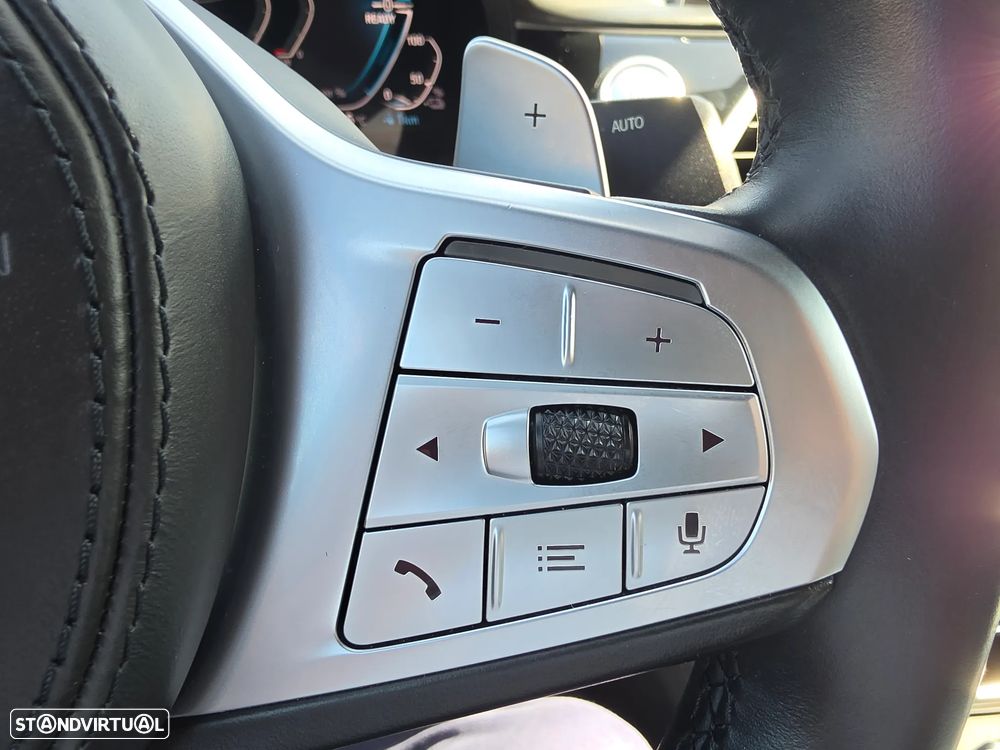 BMW 745 e iPerformance Pack M Auto - 27