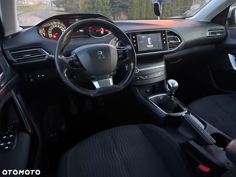 Peugeot 308 1.6 BlueHDi Active S&S - 25