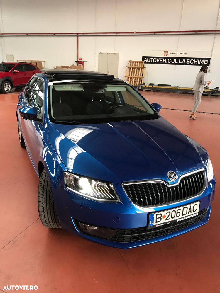 Skoda Octavia 1.6 TDI STYLE DSG - 1