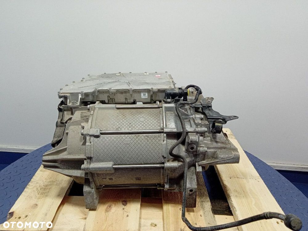 SKODA ELROQ 50 24- 170KM 55KWH EV SILNIK ELEKTRYCZNY EDC - 3