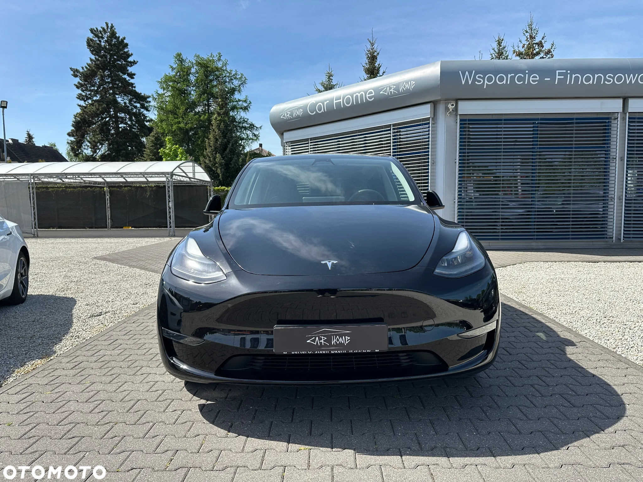 Tesla Y Model Long Range Dual Motor AWD - 2