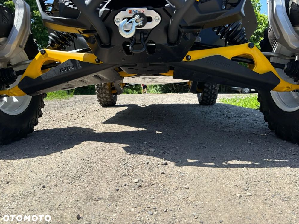 Can-Am Maverick - 13