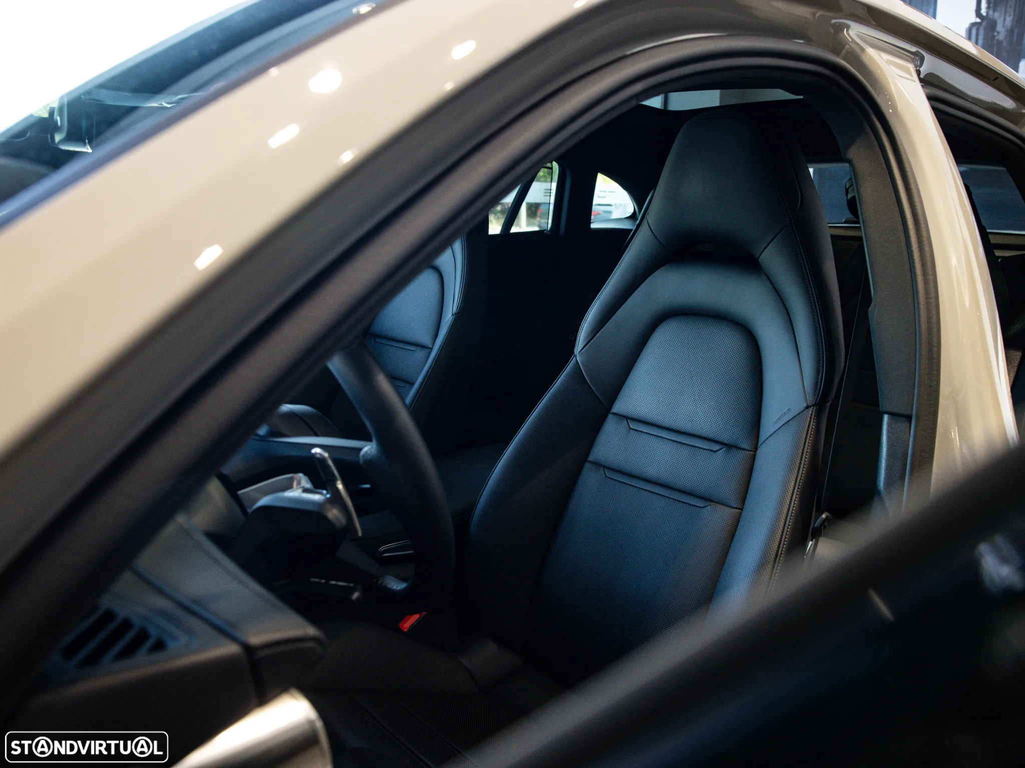 Porsche Panamera Sport Turismo 4S E-Hybrid - 41