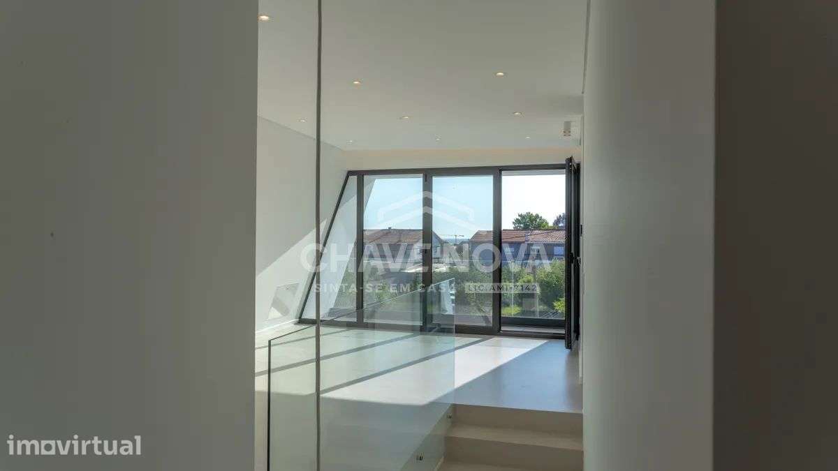 Moradia V3 Luxo c/ Vistas Mar em Gulpilhares - Grande imagem: 5/47