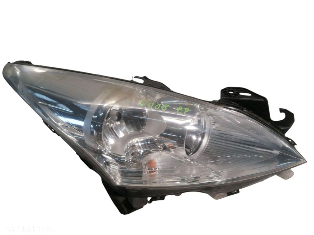 LAMPA PRAWA PRZEDNIA PRZÓD PEUGEOT 5008 I 9682519080 89903105 - 1