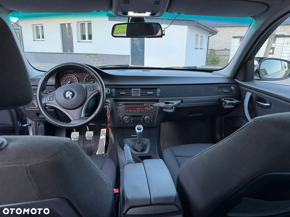 BMW Seria 3 318i Edition Lifestyle - 13