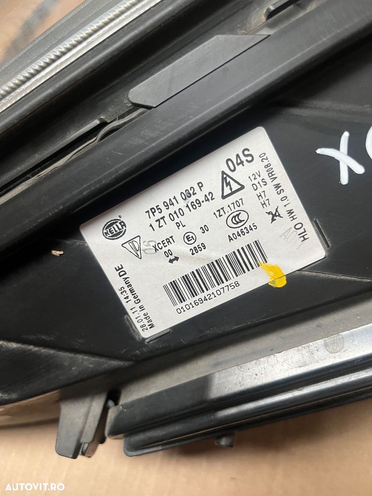 Far Bixenon dreapta Porsche cayenne 2013 - 5