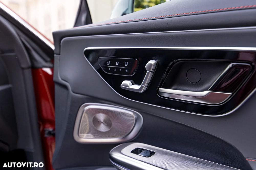 Mercedes-Benz CLE Mercedes-AMG 53 4M+ Cabrio AMG S.SHIFT TCT 9G - 39