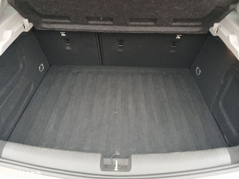 Opel Astra 1.6 CDTI Essentia - 14