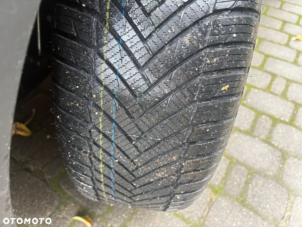 Toyota C-HR 2.0 Hybrid Black Edition - 16