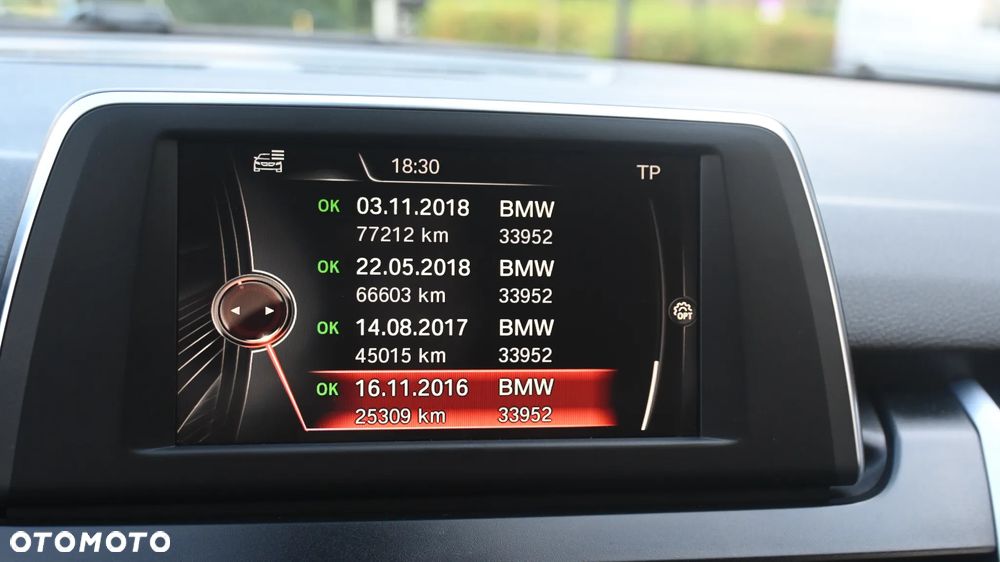 BMW Seria 2 218d GT Sport Line - 34