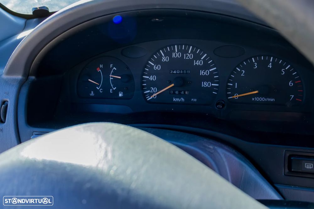 Toyota Starlet 1.3 - 8