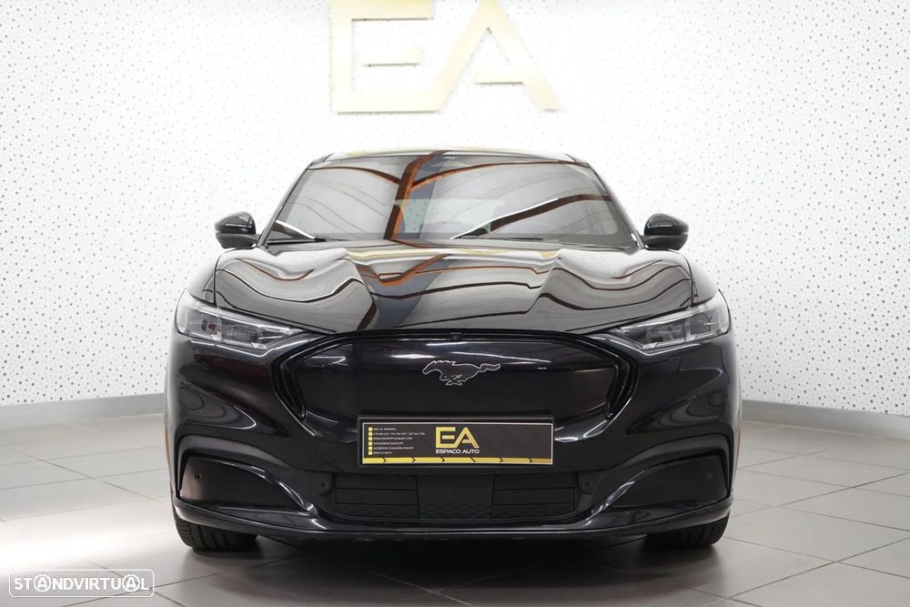 Ford Mustang Mach-E - 2