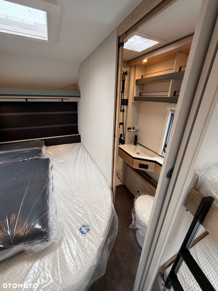 Dethleffs Camper 730 FKR - 15