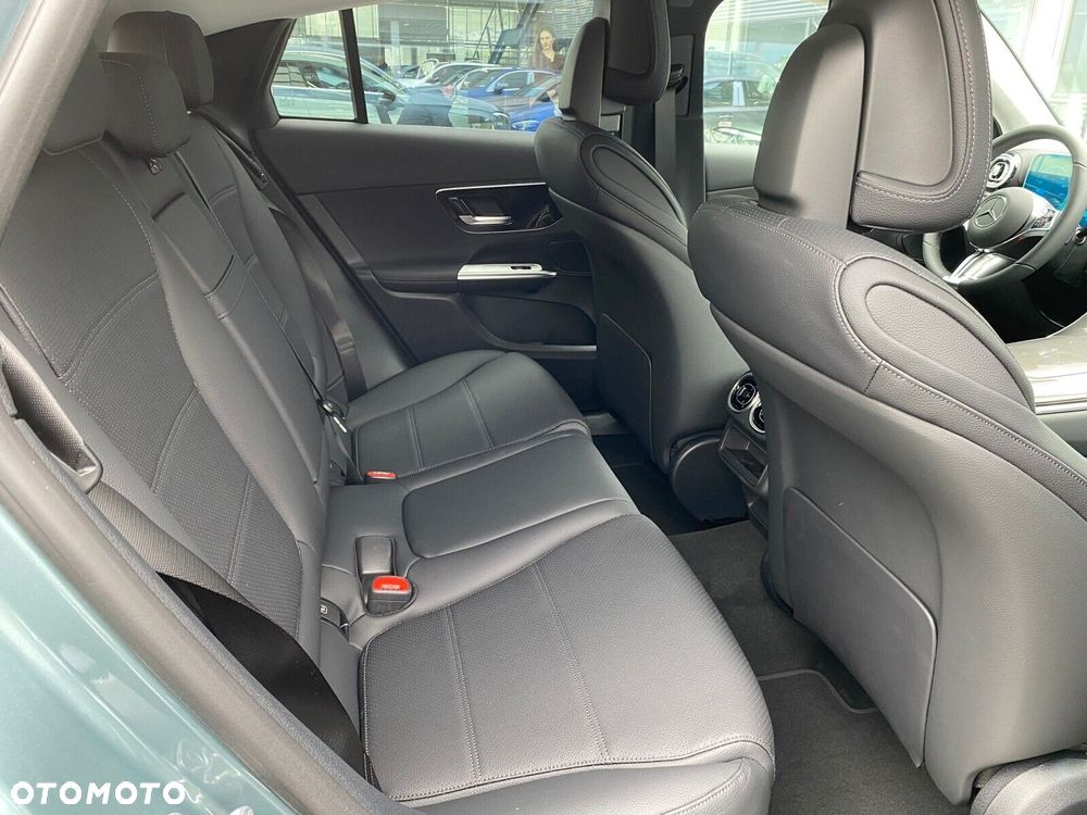 Mercedes-Benz GLC - 23