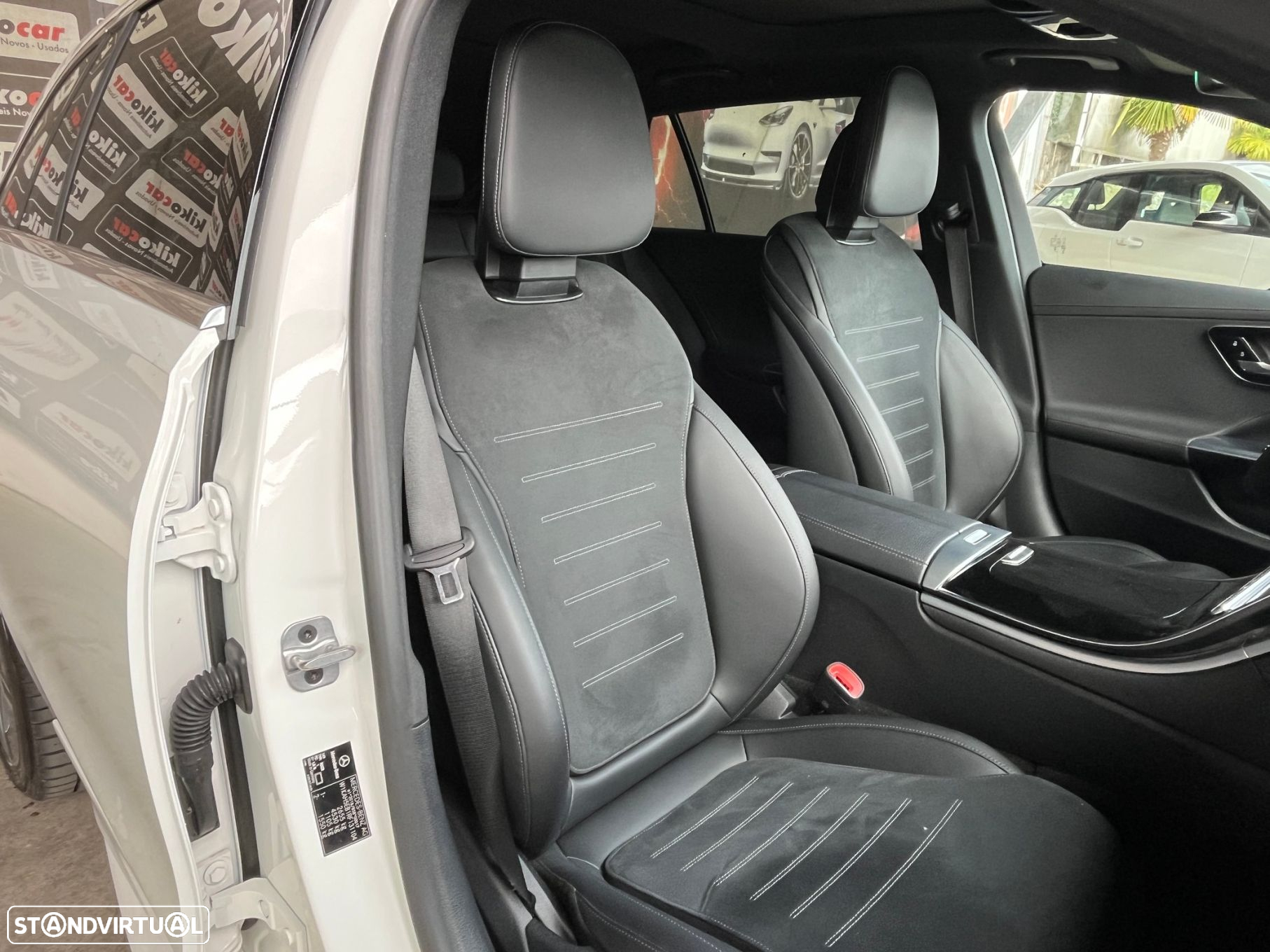 Mercedes-Benz C 300 e AMG Line - 41