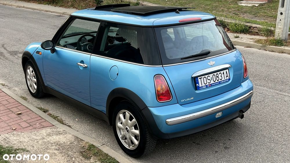 MINI ONE 2003