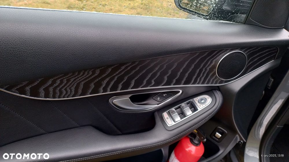 Mercedes-Benz GLC 220 d 4Matic 9G-TRONIC AMG Line - 28