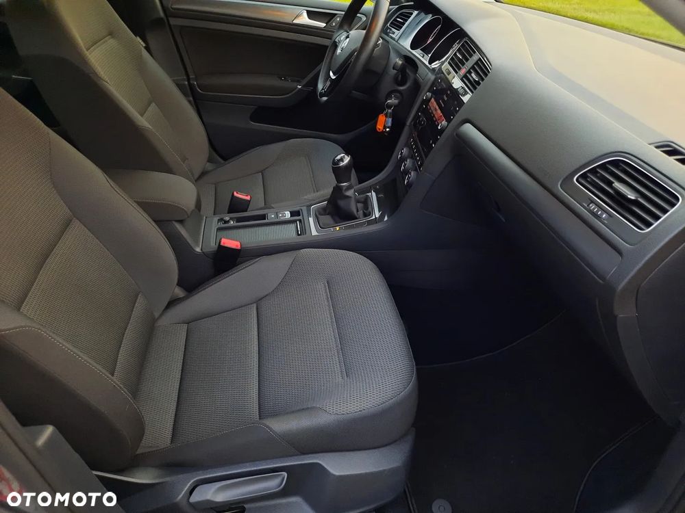 Volkswagen Golf 1.4 TSI BMT Comfortline - 22