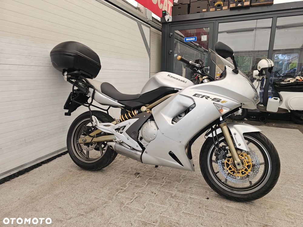 Kawasaki ER - 3