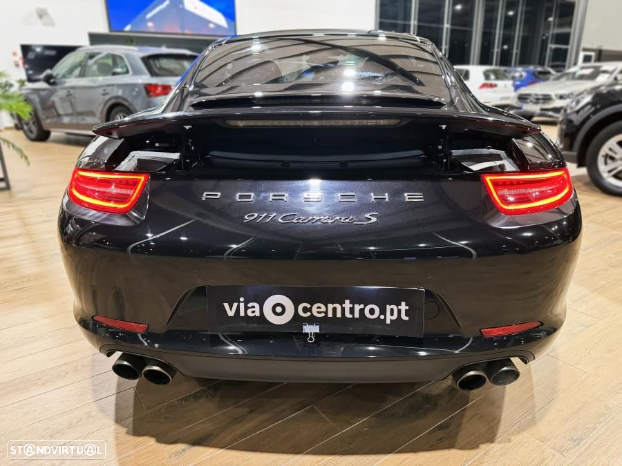 Porsche 911 (991) - 6