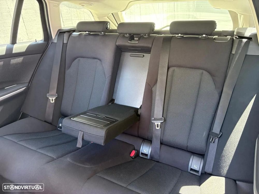 BMW 330 e Corporate Edition Auto - 58