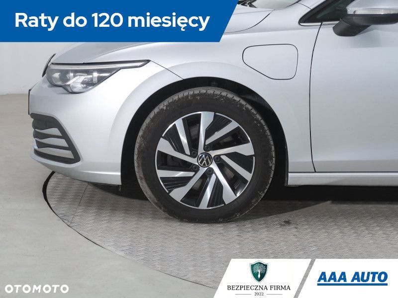 Volkswagen Golf - 15